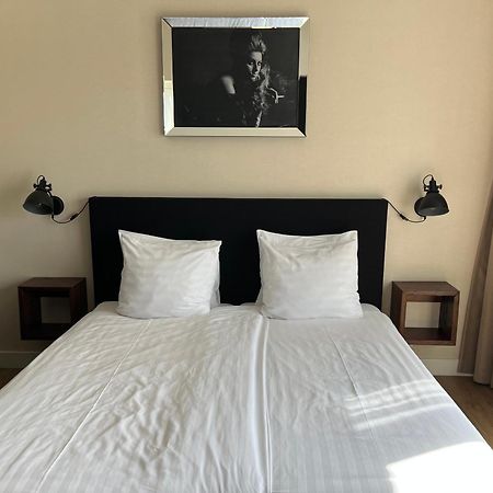 Appartamento De Tien Wilgen Oosterblokker Esterno foto